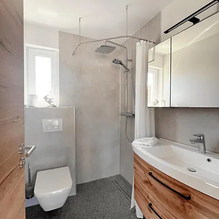 Zur Inselbruecke - & Appartement *